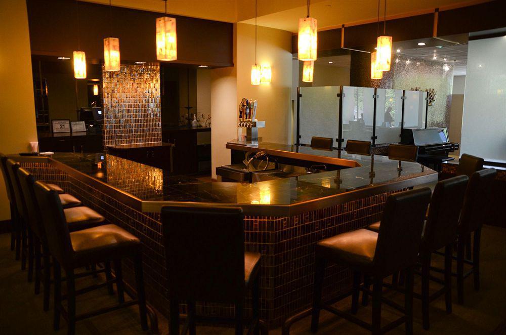 Hotel Doubletree By Hilton Binghamton Esterno foto