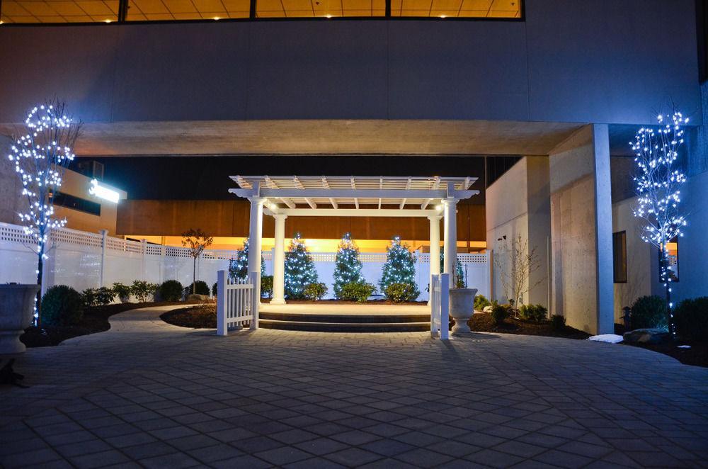 Hotel Doubletree By Hilton Binghamton Esterno foto